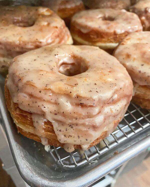 Vegan Restaurants Toronto - machine donuts